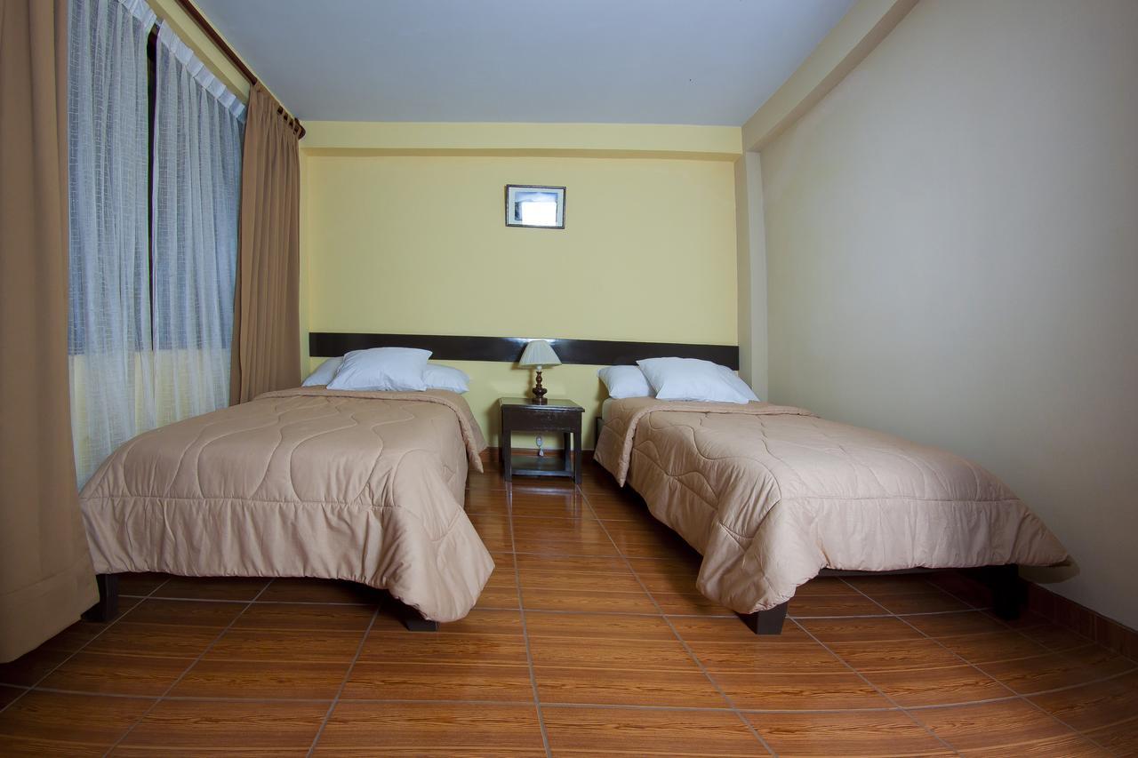Yucay Plaza Inn Екстер'єр фото