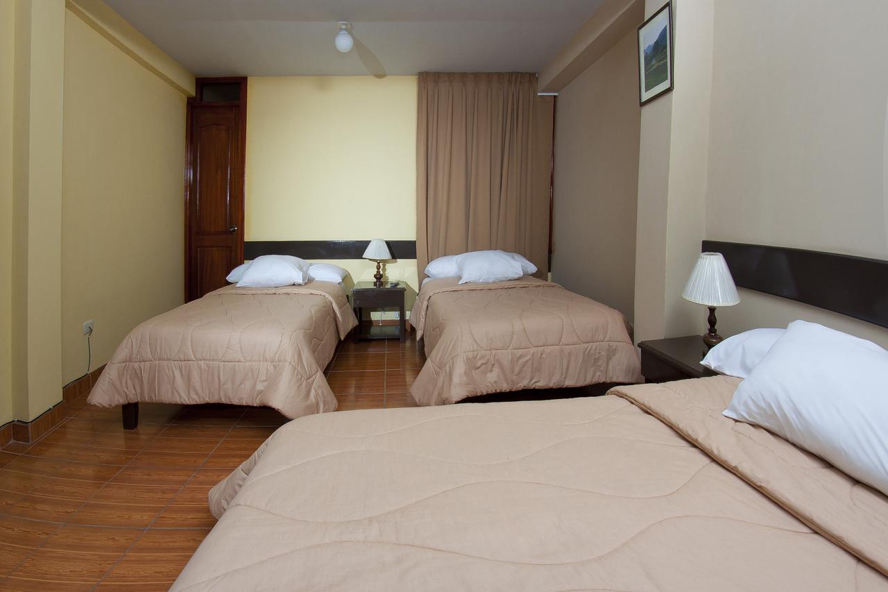 Yucay Plaza Inn Екстер'єр фото