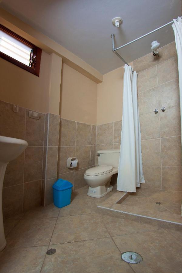 Yucay Plaza Inn Екстер'єр фото